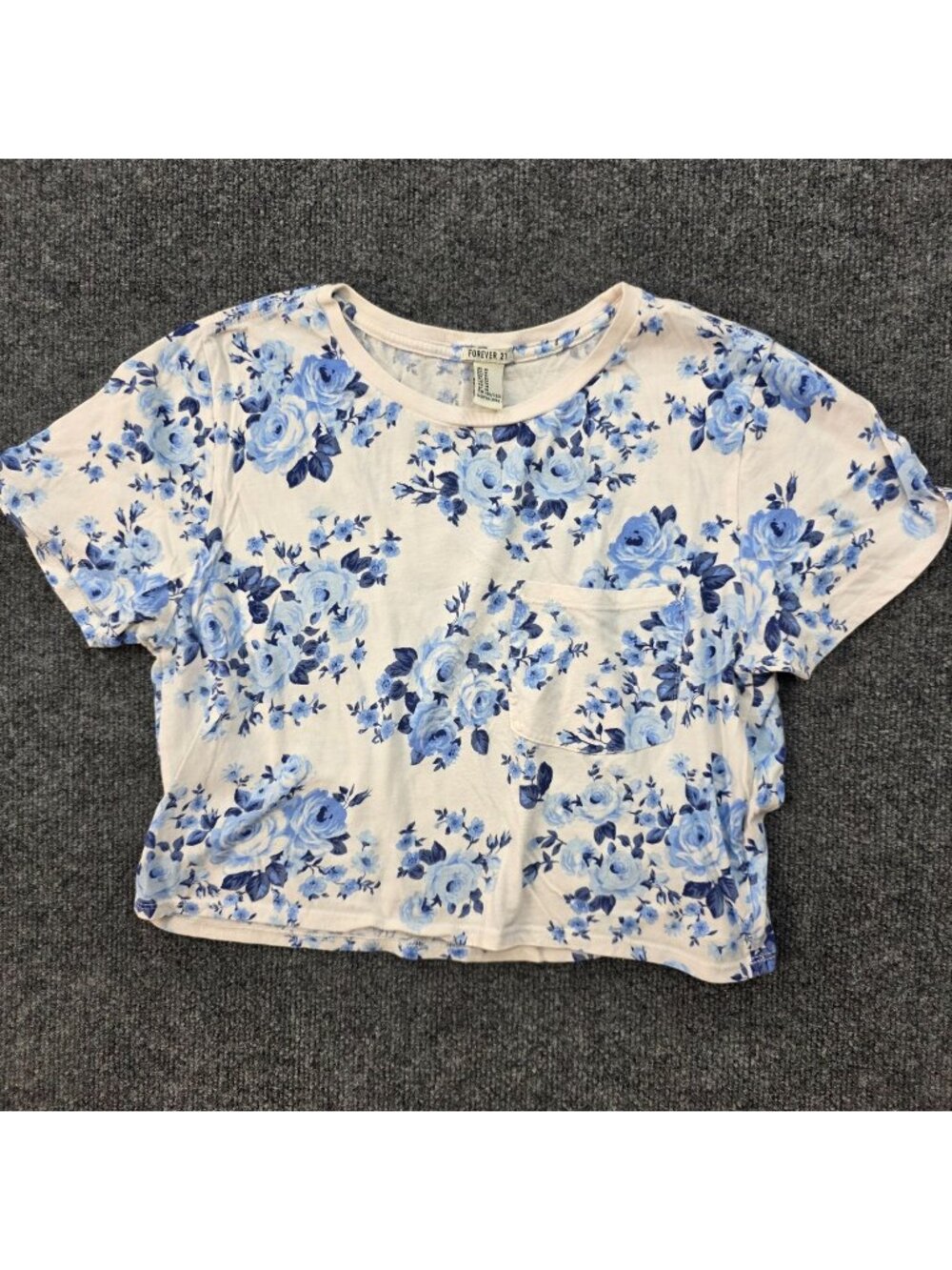 Forever 21 Blue Rose Floral Crop T Shirt M Cottagecore Romantic Coquette Top